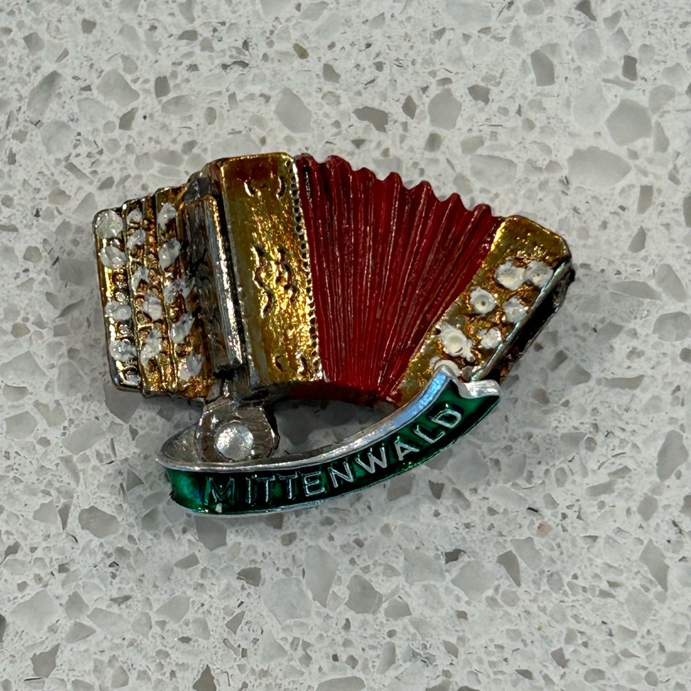 Vintage Mittenwald Accordian Hat Lapel Pin